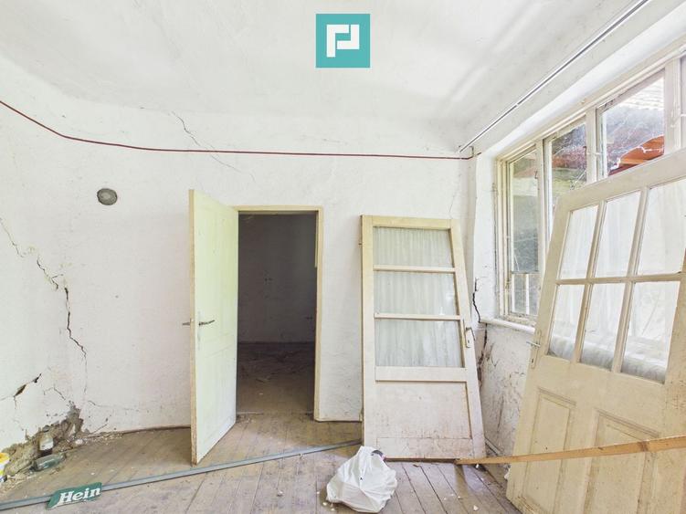 CASĂ ÎN ZERIND PE PRINCIPALĂ CU TEREN DE 1440 MP