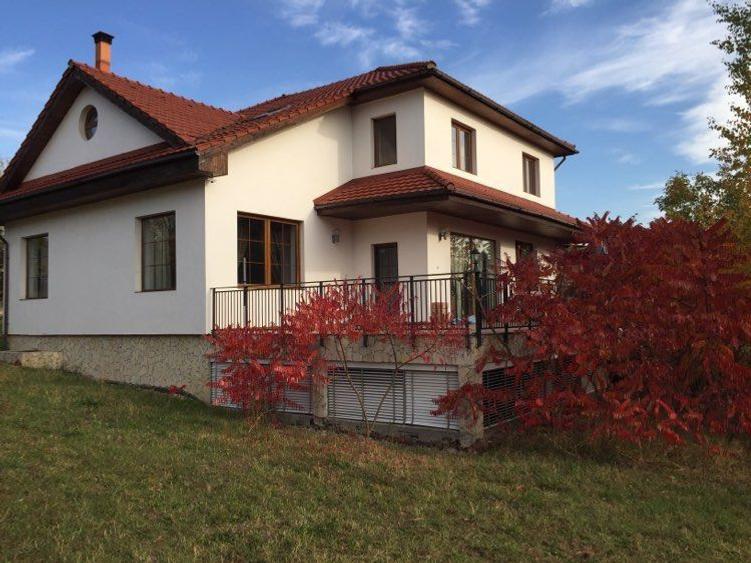 Imobil versatil cu multiple posibilitati de utilizare,550mp,Zona Buna Ziua