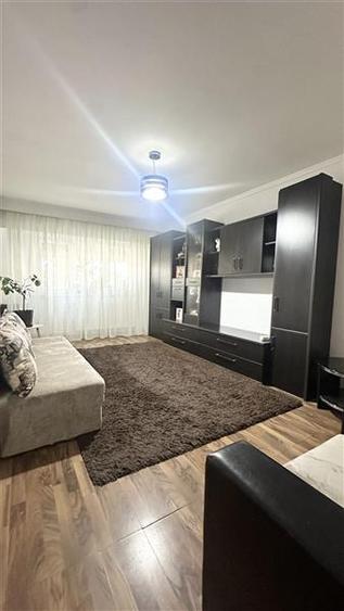 Apartament 3 Camere Decomandat | Locatie Excelenta | Bd Mamaia Delfinariu