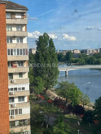 Apartamentt C-t 2 camere+ sufragerien, etaj 7, Sovata , Decebal-Dacia, Oradea. - 9