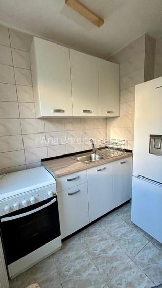 Garsoniera de inchiriat, zona Favorit, direct proprietar - 11