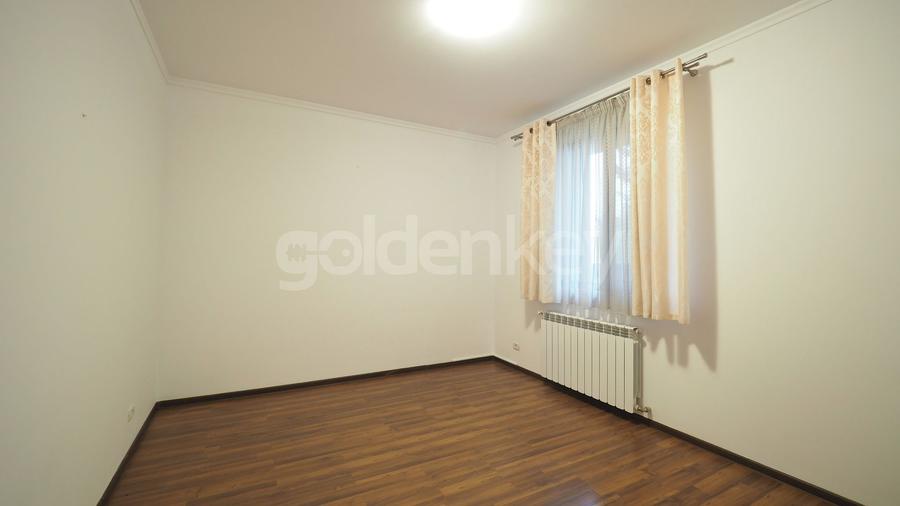 Vilă ideala pentru familii cu 6 camere si piscina