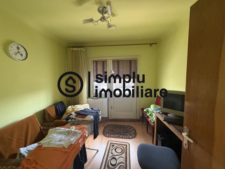 Apartament 4 camere 1 Mai Langa Spitalul Nr 1