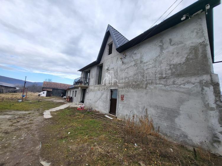 Casa de vanzare Bradeni (zona lacuri pescuit)