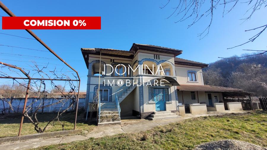 Vanzare casa D+P+1, situata in comuna Capreni, sat Bulbuceni