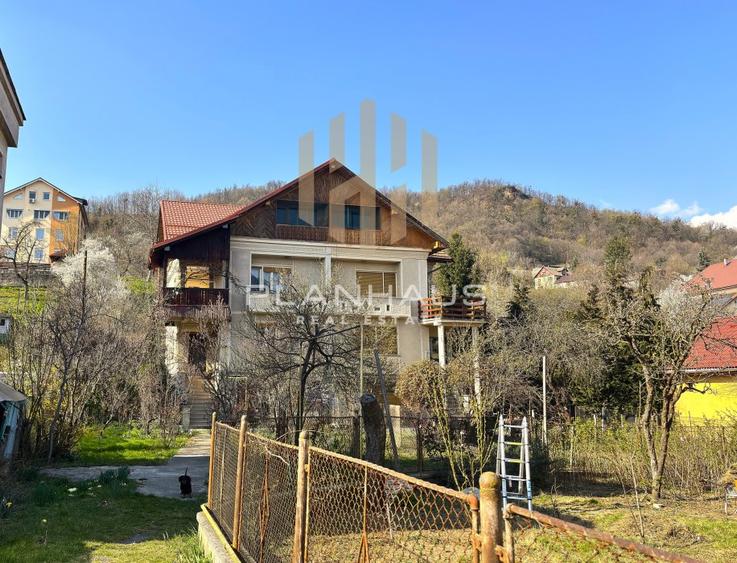 Duplex de vânzare – Zona Victor Babes, TBC, Baia Mare