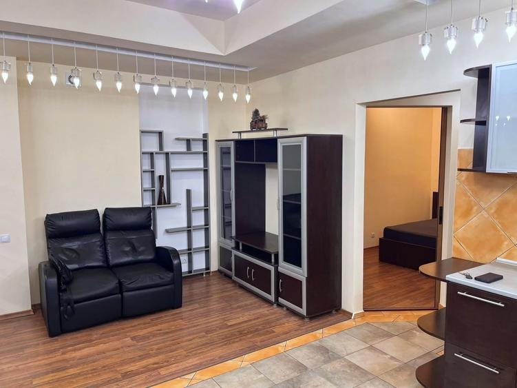 BLOC CONSOLIDAT | Calea Victoriei | 2 camere | Negociabil