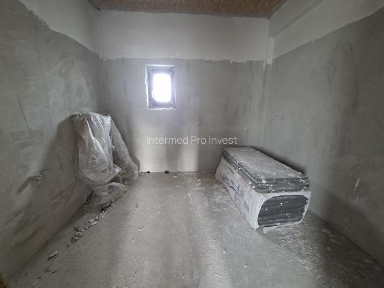 Cumpana- Vila P+1, teren 300mp, acte in regula, toate utilitatile
