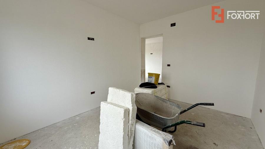 Duplex intreg, cu 6 camere, parter - 144 mp, zona Sacalaz