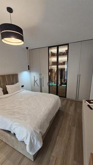 Apartament 3 camere 75 mp terasa 82 mp 2 parcari! Zona Vivo!