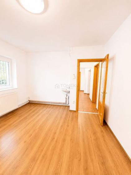 Spatiu comercial/birouri Calea Bucuresti7 zona Judetean