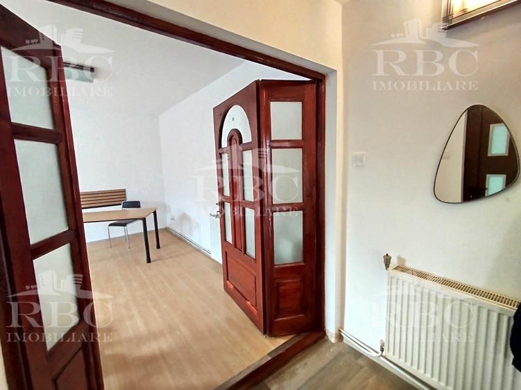 Spatiu de birouri 90 mp la mansarda unei case cu parcari