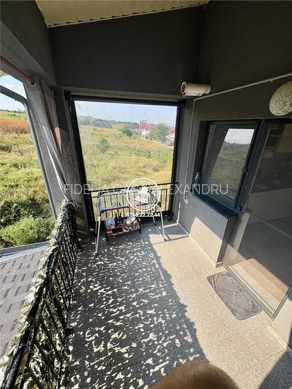 Apartament 2 camere decomandat Bucium loc de parcare - 10