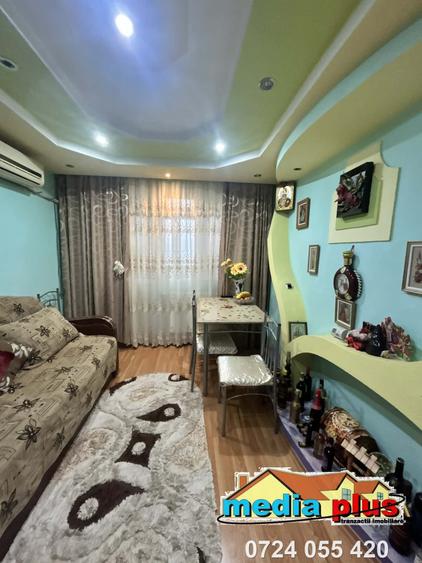 Apartament 4 camere de vânzare, Micro 38, mobilat și utilat,
