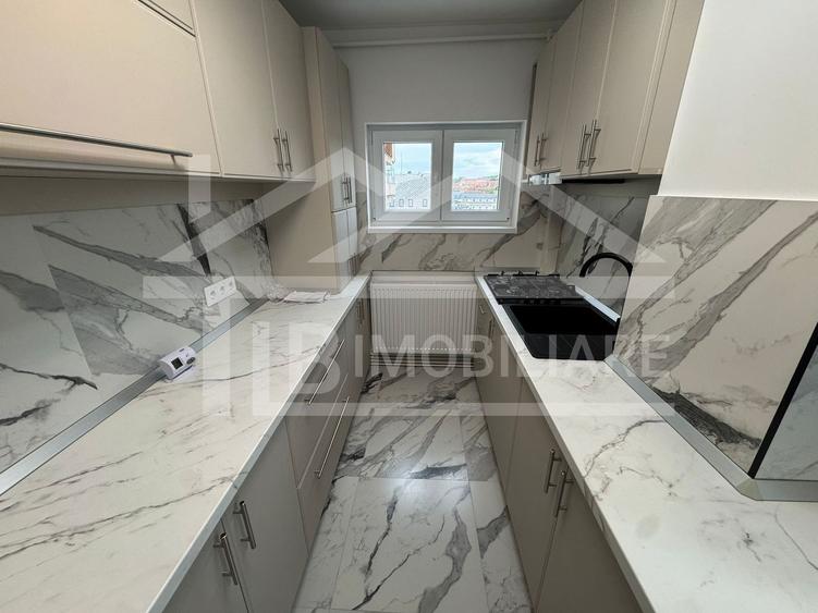Apartament cu 2 camere, 50mp, decomandat, Zona Centrala