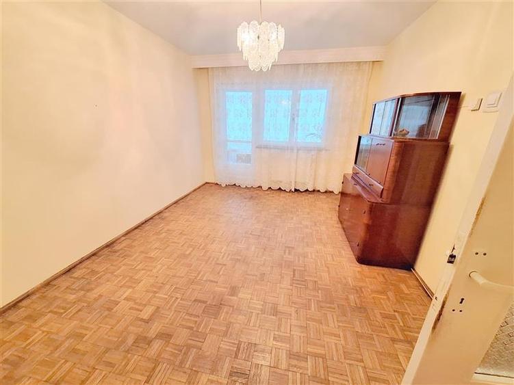 Apartament 2 camere decomandat , zona Central