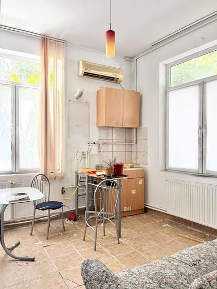 CASA INTERBELICA CU TEREN 707MP