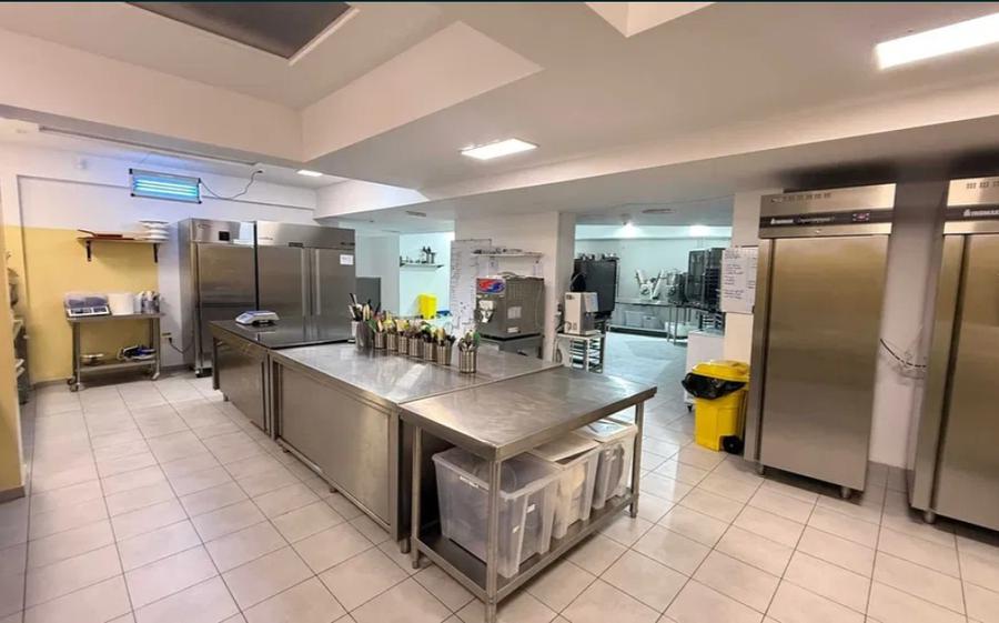 Piata Ovidiu, spatiu comercial 316 mp.