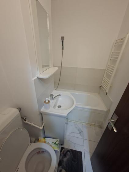 Apartament 2 camere decomandat, zona Alexandru cel Bun