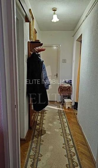 Apartament 3 camere în zona STRAZII PADIS - 6