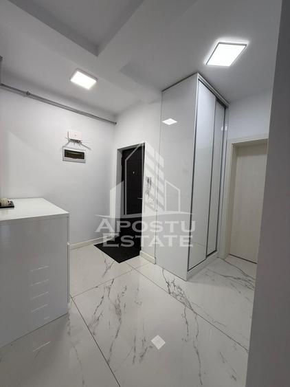Apartament de inchiriat 2 camere, AC, centrala proprie, Giroc, Timis