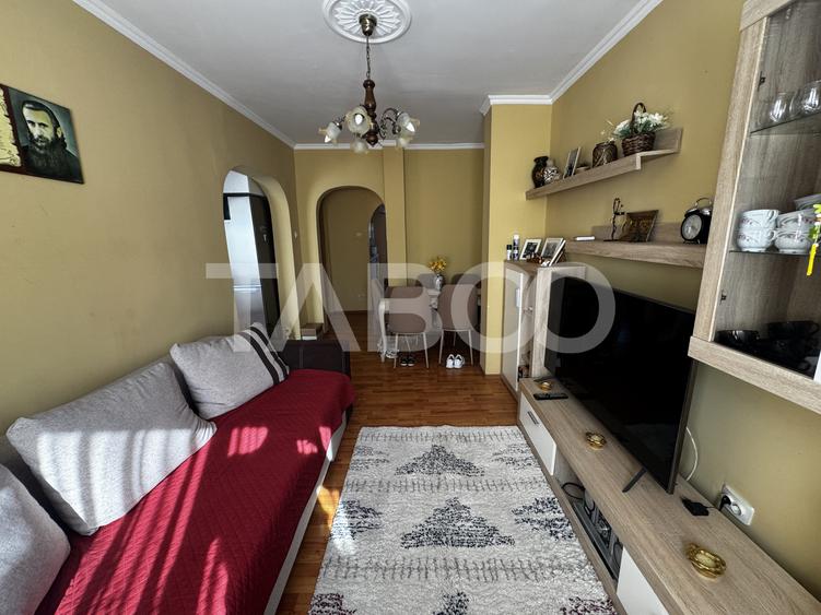 COMISION 0 - Apartament decomandat cu 4 camere 2 bai balcon Cisnadie