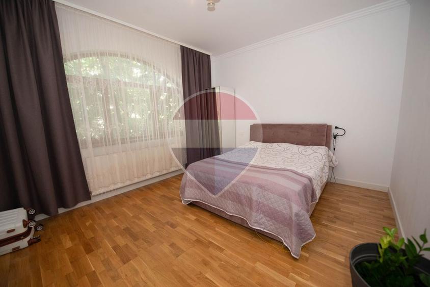 Apartament cu 4 camere, 117mp de vanzare, terasa 25mp, în zona Grivita