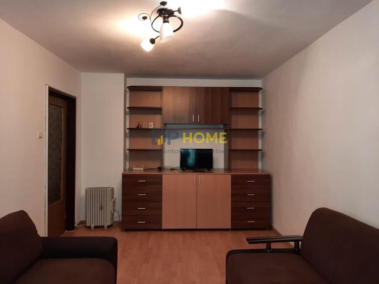 Vânzare garsonieră Titan – 34 mp, parter înalt, bloc mixt