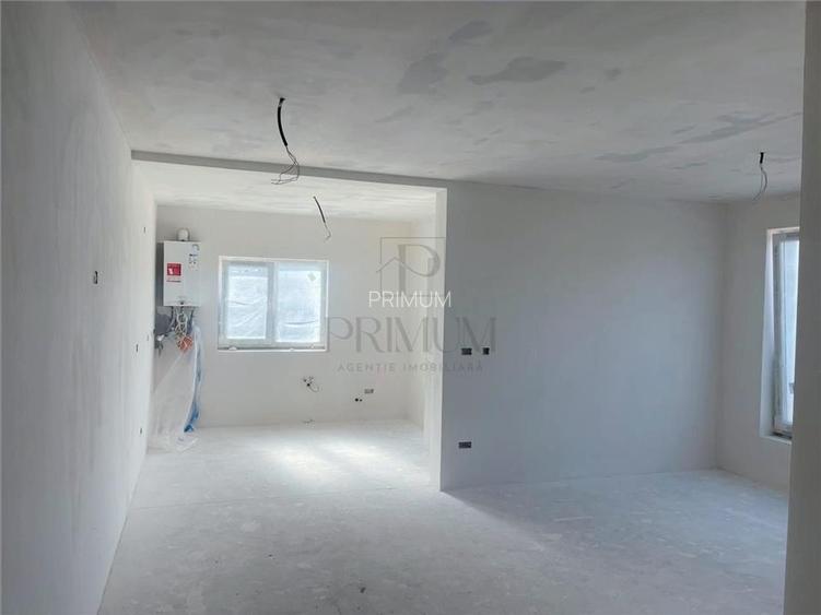Duplex spatios - 3 dormitoare - asfalt - 415 mp teren - 3