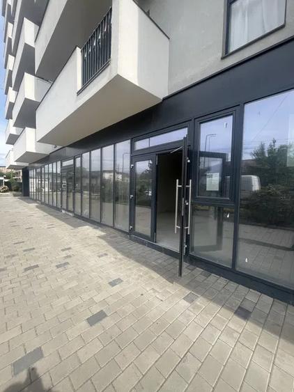 Spațiu comercial cu vad, 52 mp, parter, zona străzii Fabricii
