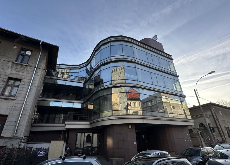 Glass House - comision 0%, reprezentam proprietarul