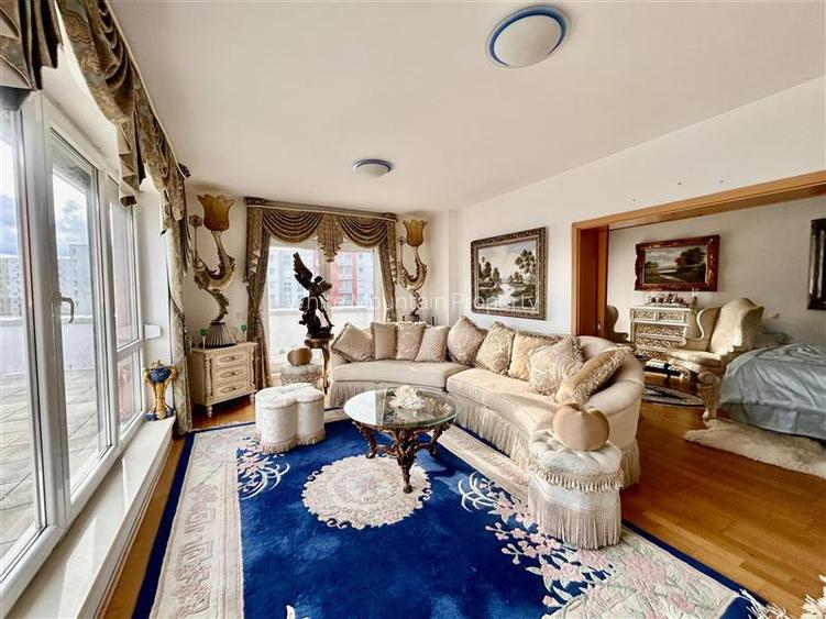 Penthouse rar cu 80 mp de terase și priveliște – Avantgarden Brasov