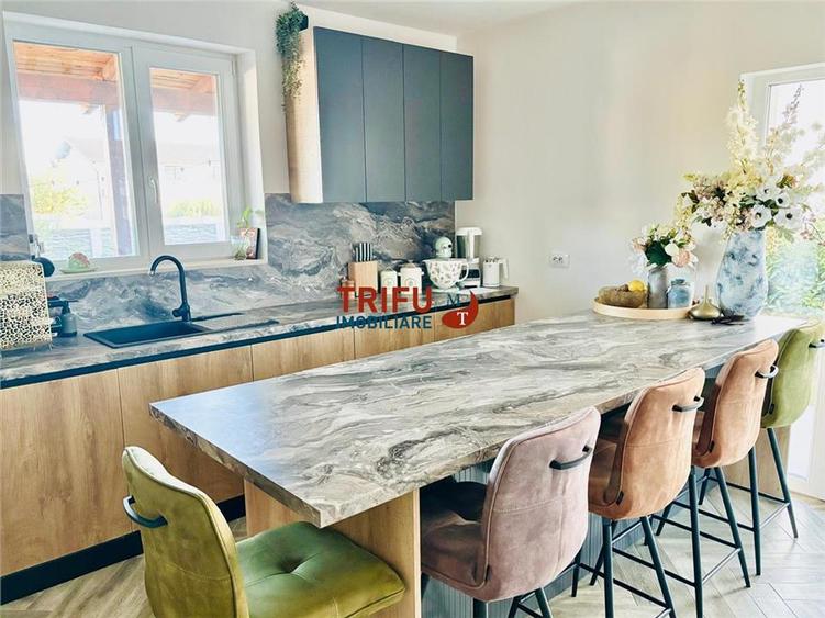 Duplex modern 2023, Dealul Furcilor 4 camere, curte amenajată