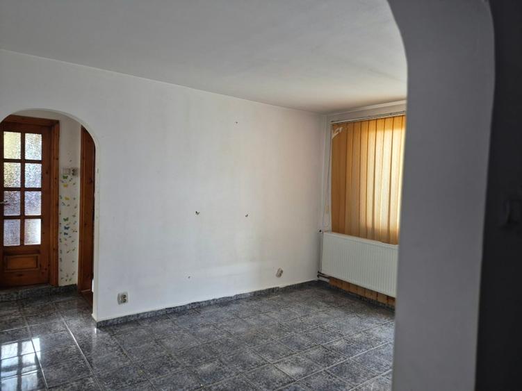 Apartament Fortuna 3 camere– centrală proprie – proprietar