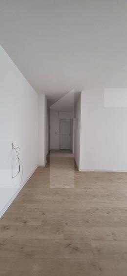 Apartamaent 3 camere+ loc parcare subterana zona MEHALA