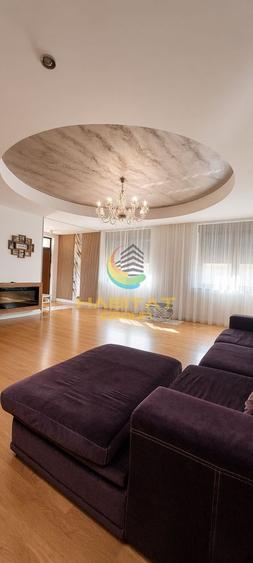 Proprietate premium cu piscina- teren 500mp- Miraslau