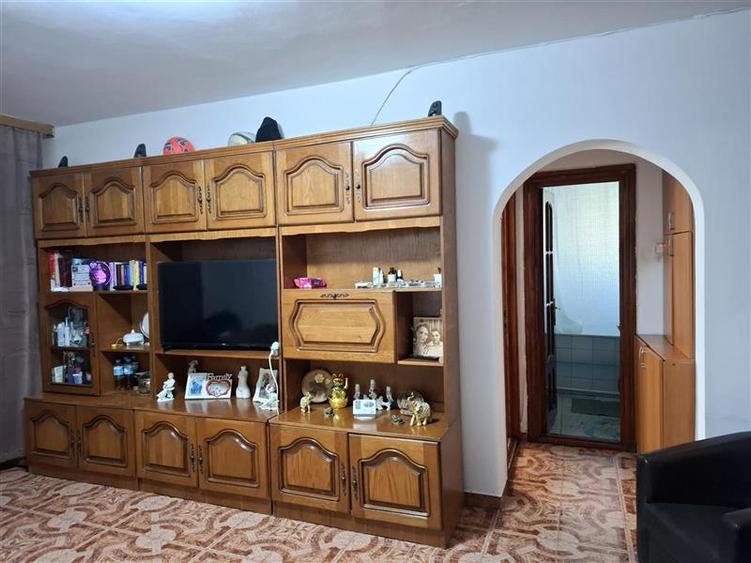 Apartament 2 camere parter, cu extindere, parcare