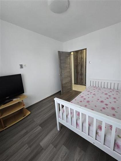 Berceni-Oltenitei-Piata Sudului apartament 4 camere, mobilat si utilat.