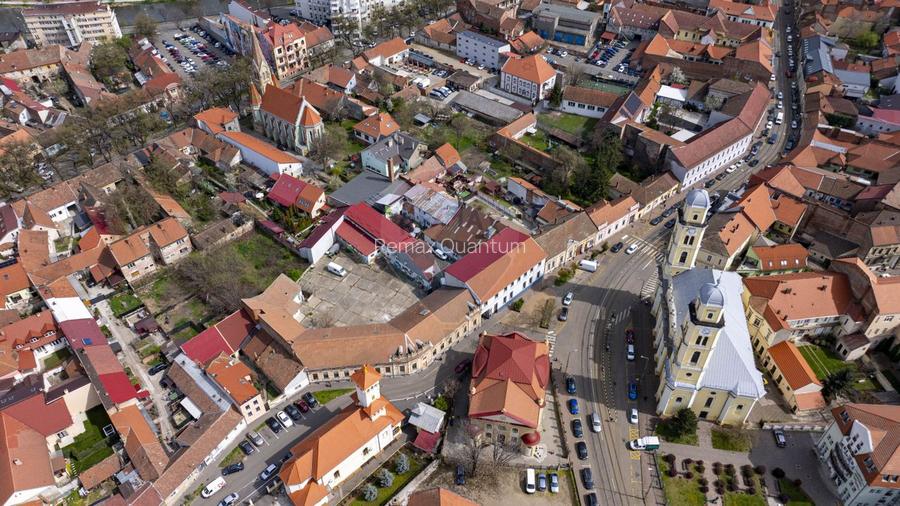 Clădire comercială de vânzare, 2240mp, Ultracentral, str Primăriei - 29