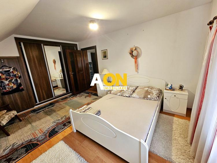 Casa 6 camere, 715 mp teren, langa Cetatea Alba Carolina