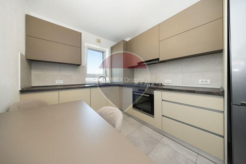 Un apartament cu priveliste, lumina si o pozitie excelenta in Brasov