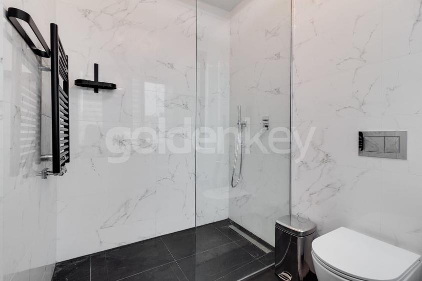 Apartament ultra-finisat cu 3 camere | 2 bai | parcare si 8mp terasa