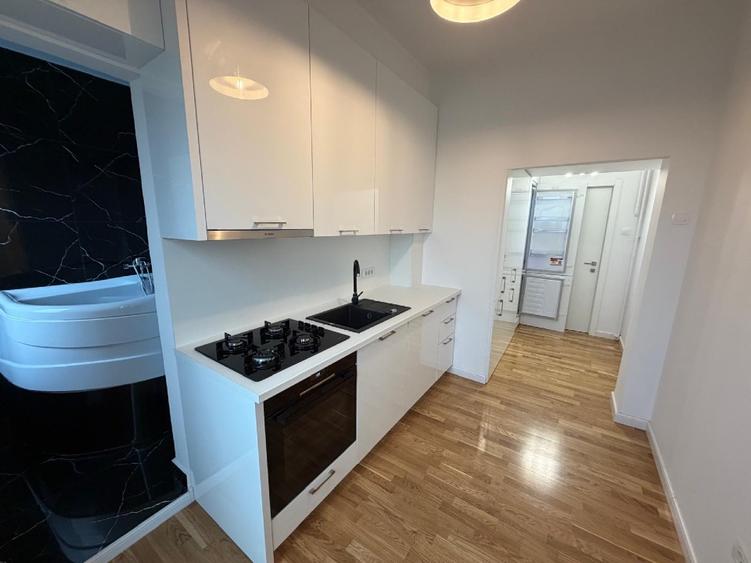 Apartament superb 3 camere Universitate Calea Victoriei
