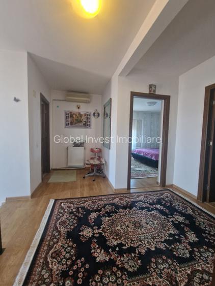 Valu lui Traian- Vila P+1, 4 camere, garaj, terasa, teren 716mp-260.000e neg - 54