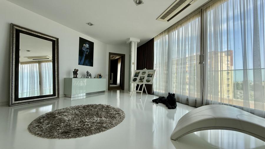 Penthouse UNIC 204 mp totali in Tomis Nord Constanta mobilat si utilat