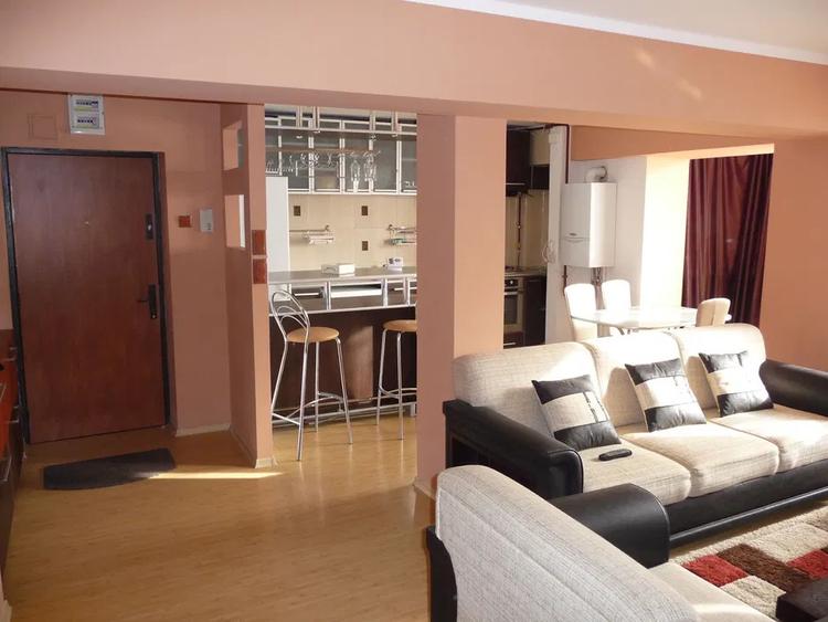Apartament 2 camere, 70 mp, zona Calea Bucuresti - Mc Donald’s