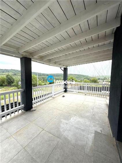 Vila D+ P+E, 5 cam,Garaj, 520 teren, Ezareni, Valea Adanca