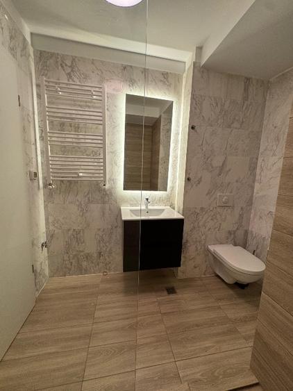 Închiriez apartament 2 camere – Vasile Lascăr 202, Mobilat, Parcare inclus