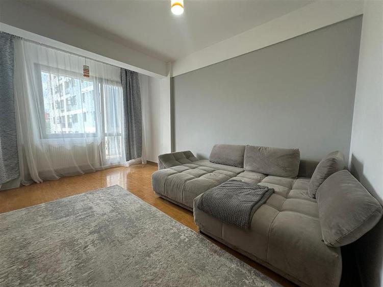 Inchiriere Apartament cu 2 camere Decomandat Palas Mall