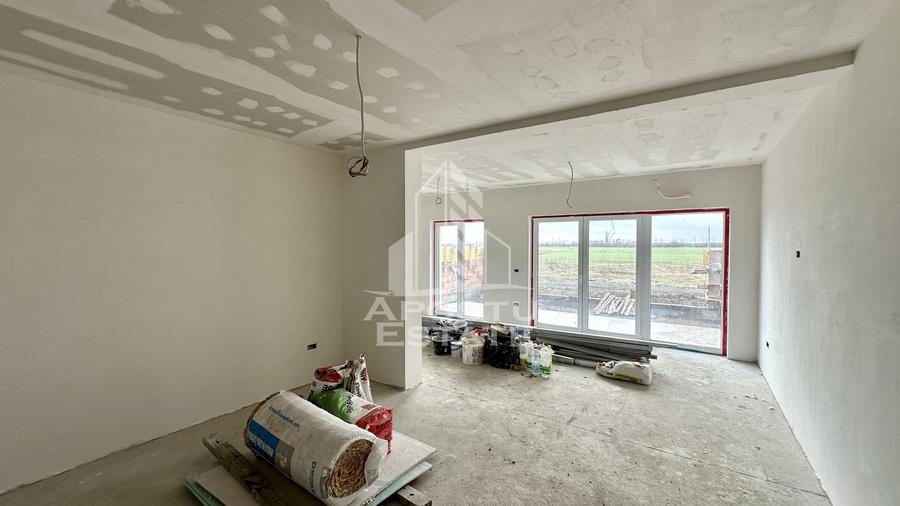 Apartamente de vanzare cu 4 camere si curte,  Torontalului Timisoara